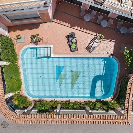 Lake Hotel Ifigenia Torbole Sul Garda Екстериор снимка