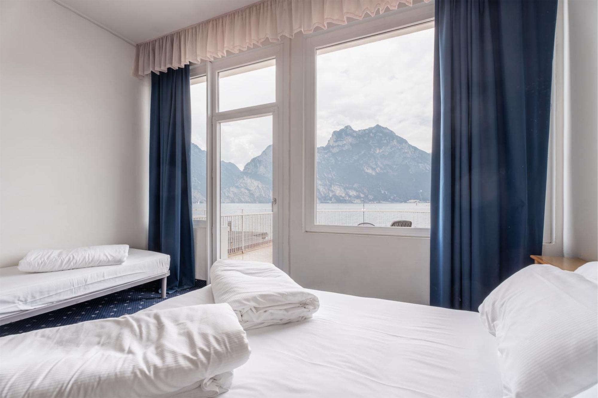 Lake Hotel Ifigenia Torbole Sul Garda Екстериор снимка