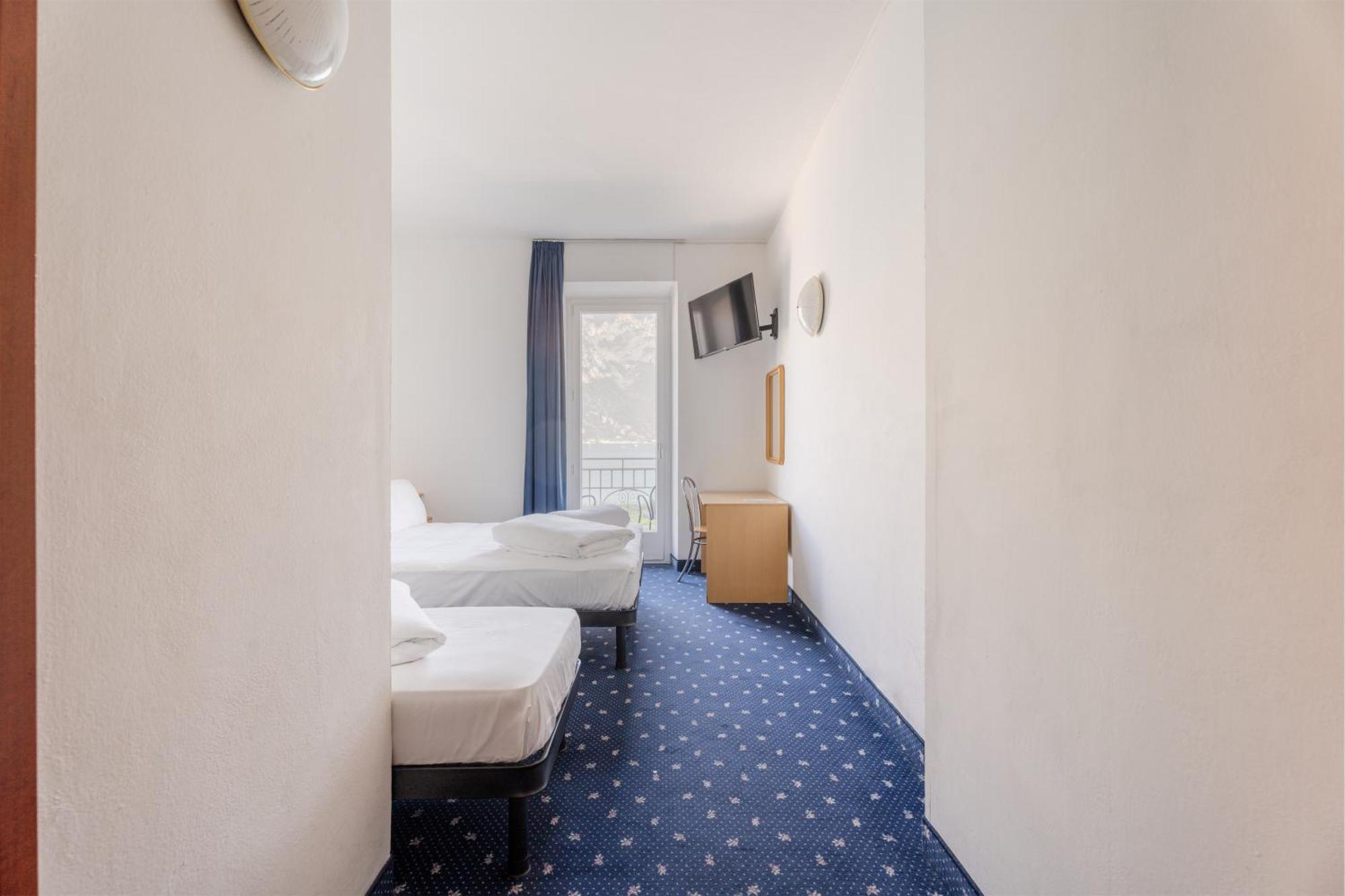 Lake Hotel Ifigenia Torbole Sul Garda Екстериор снимка